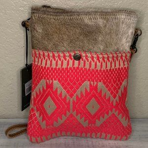 NWT Myra Pink Petals Small & Crossbody Bag